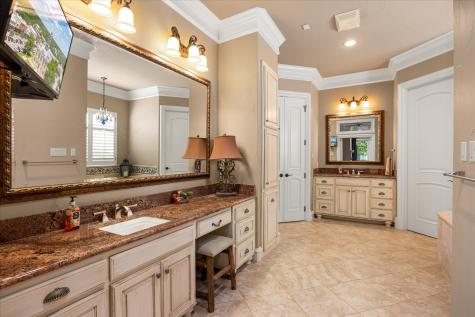 1206 E Baja Court Granbury TX 76048
