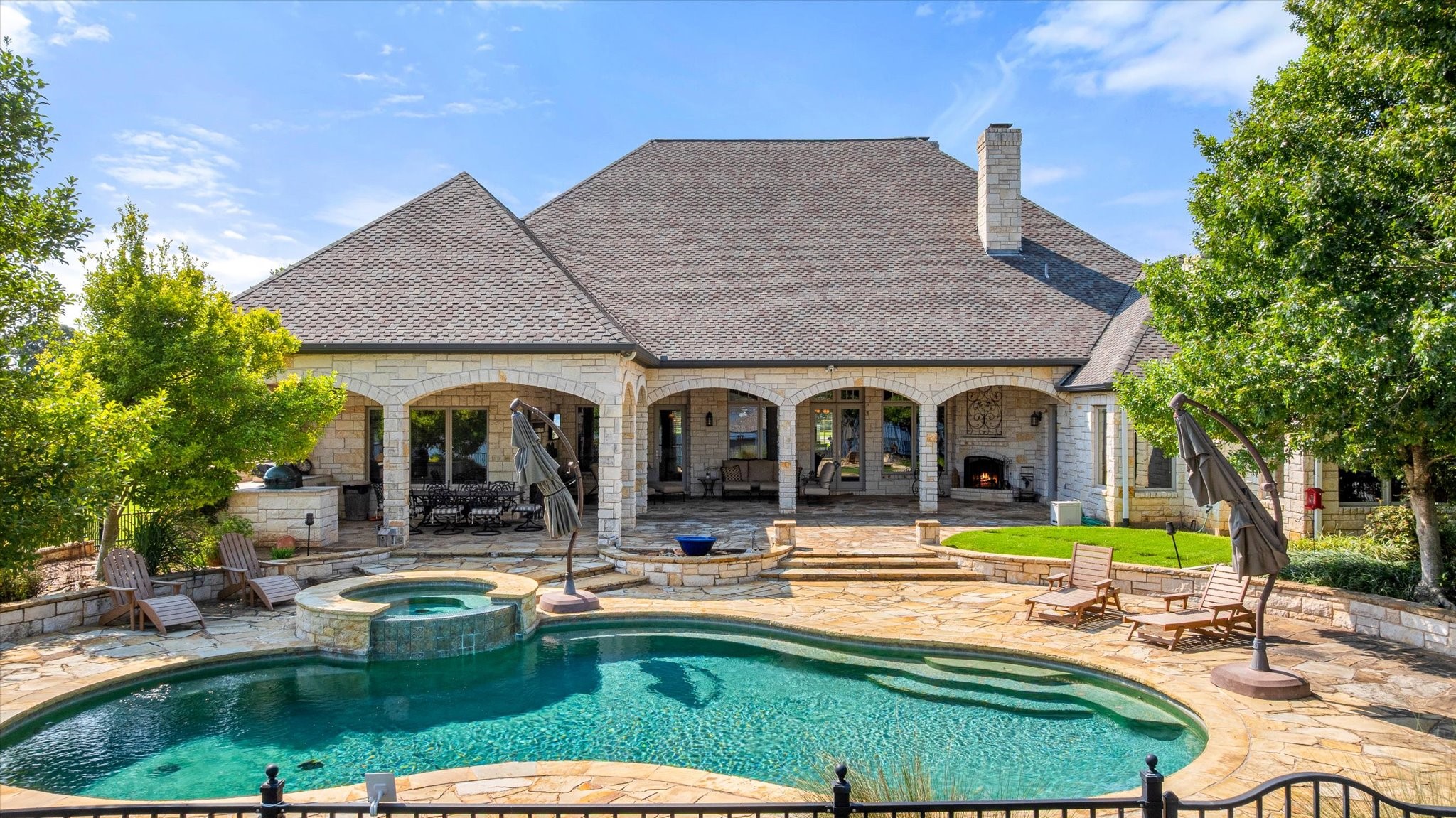 1206 E Baja Court Granbury TX 76048