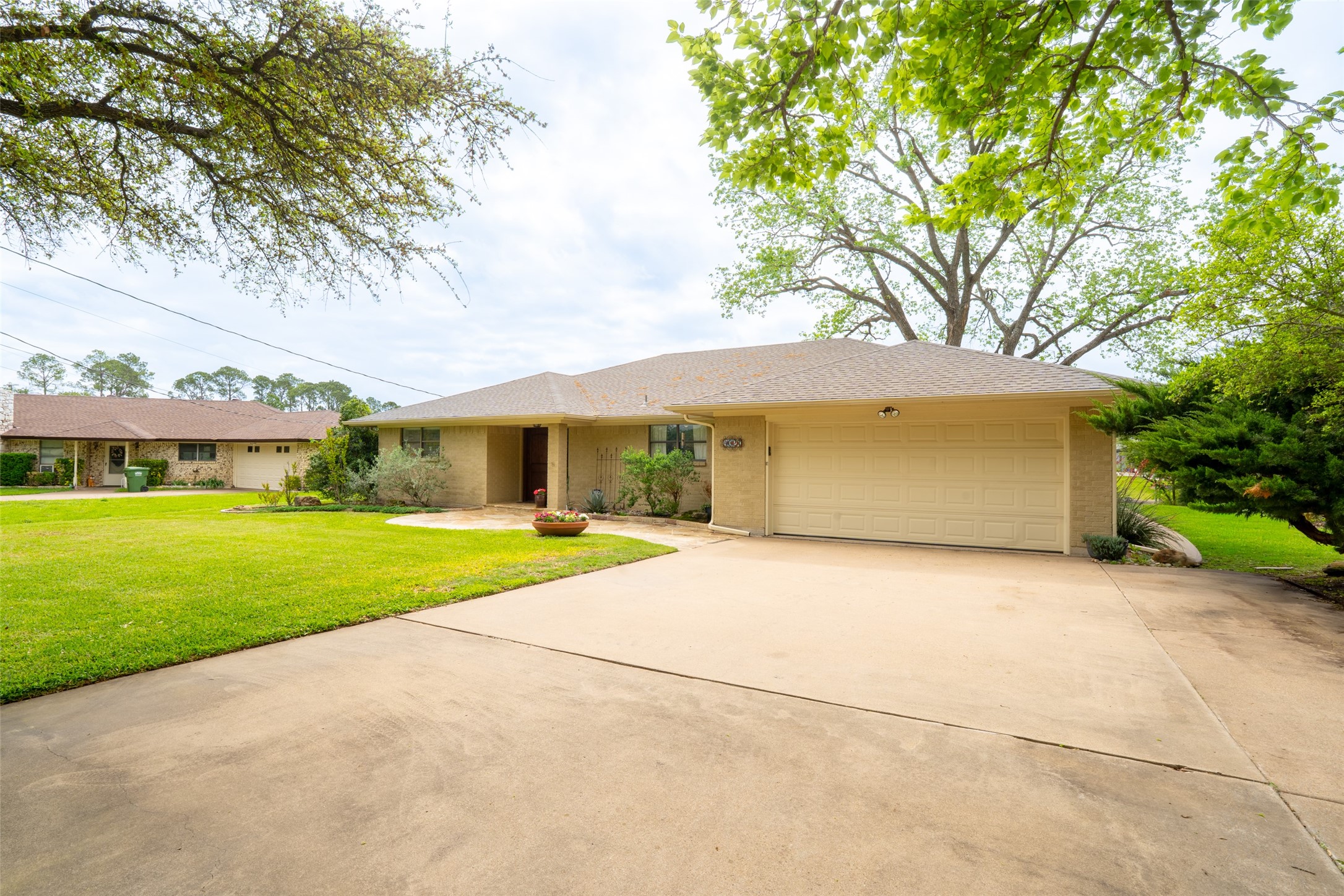 4027 Dakota Trail Granbury TX 76048