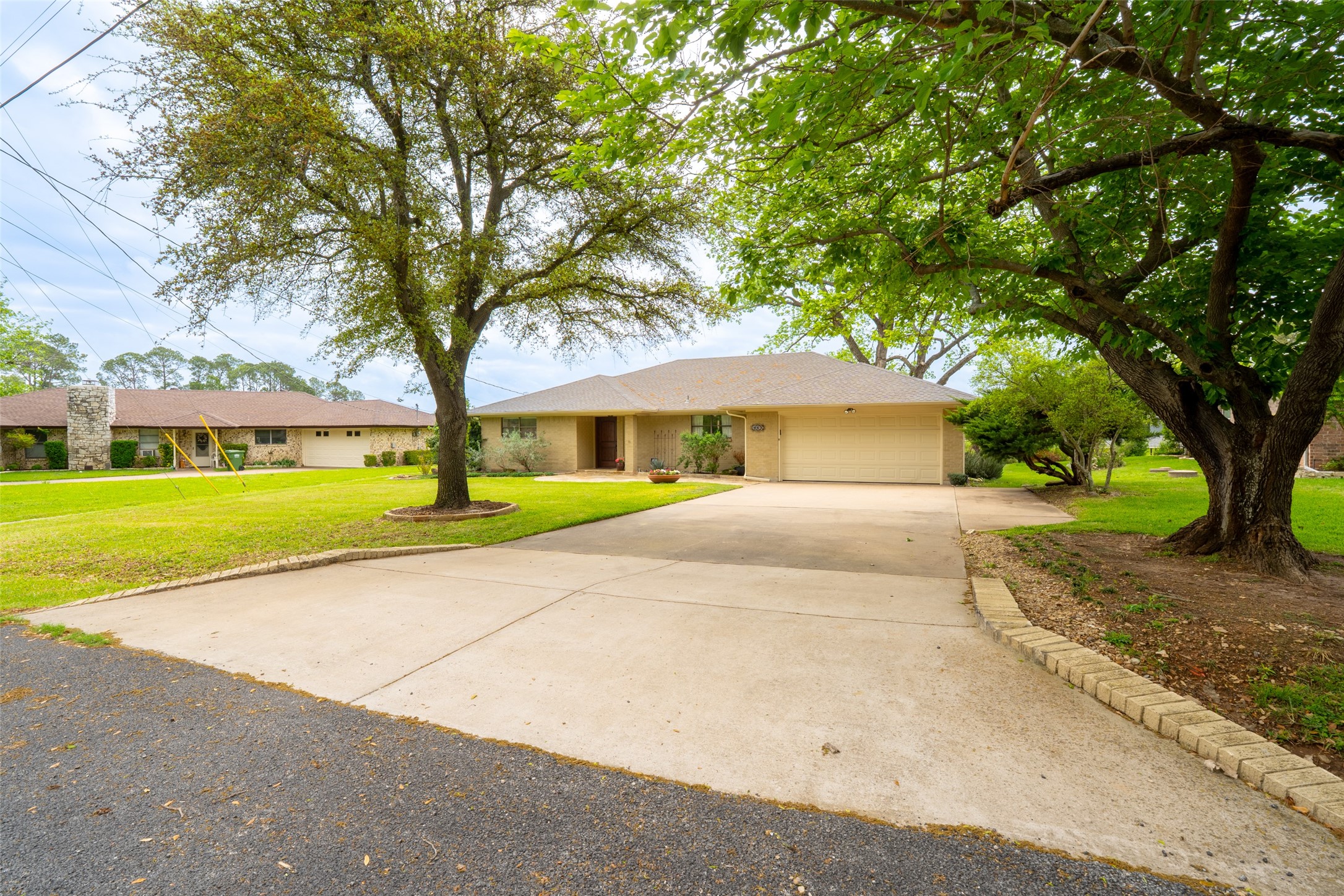 4027 Dakota Trail Granbury TX 76048