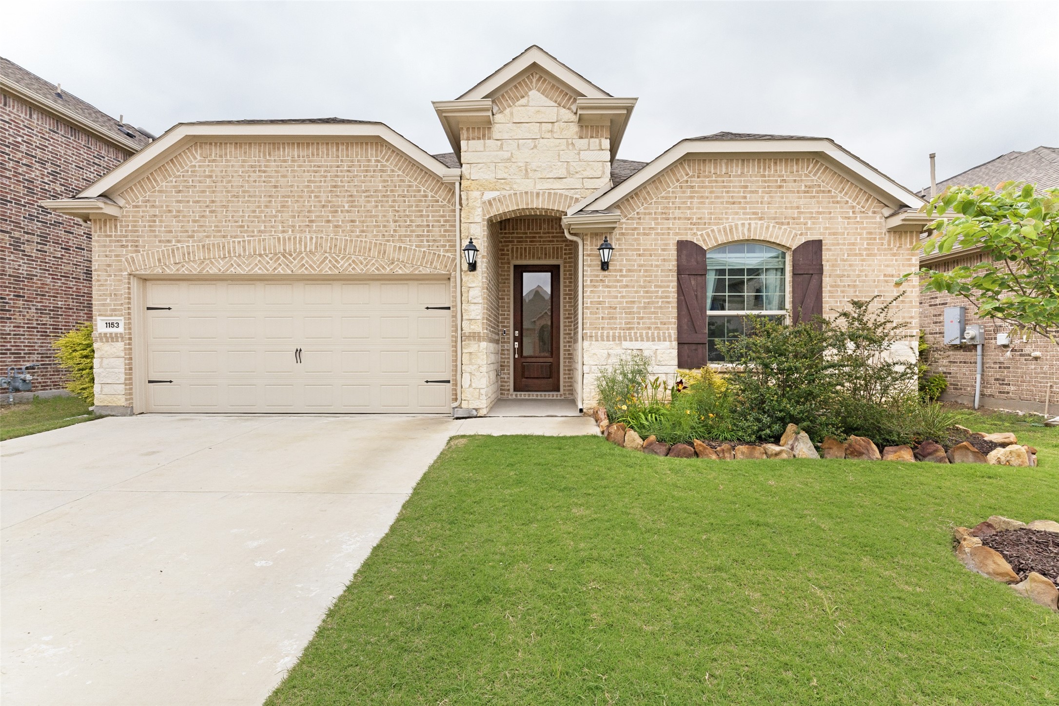 1153 Canuela Way Justin TX 76247