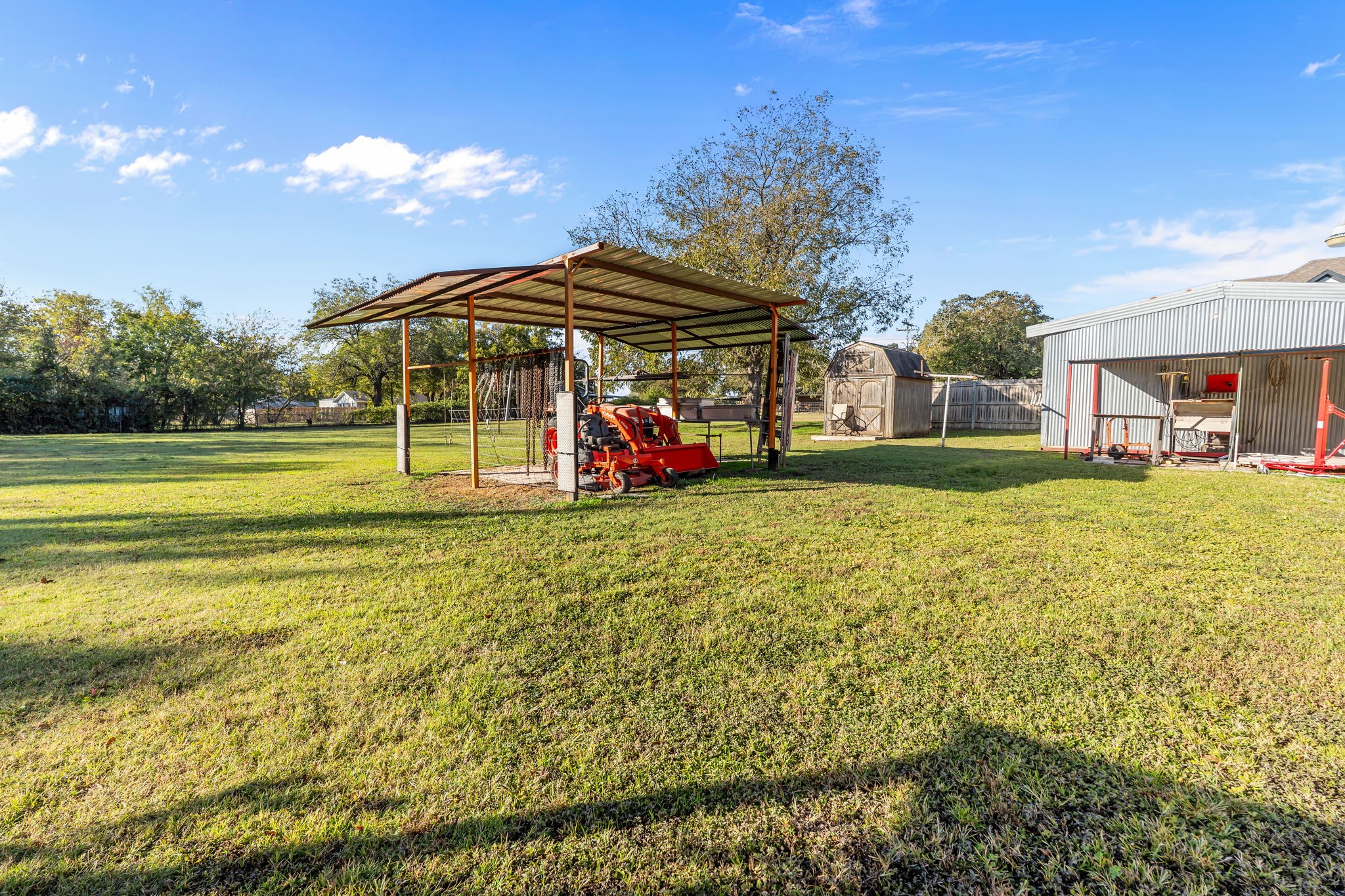 205 College Street Chico TX 76431