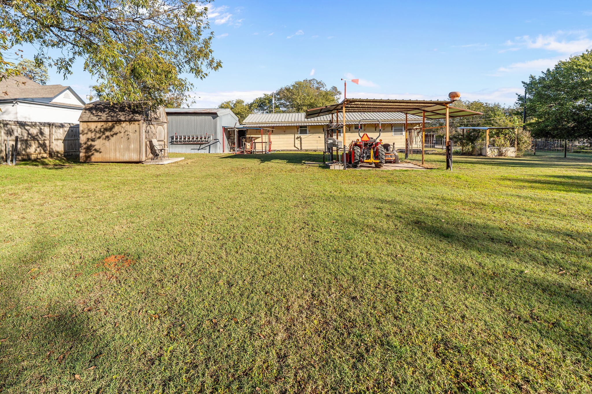 205 College Street Chico TX 76431