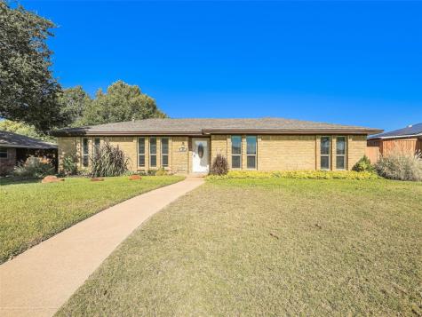 1917 Westlake Drive Plano TX 75075