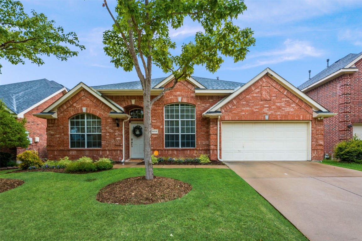 8809 Lochgreen Lane Rowlett TX 75089