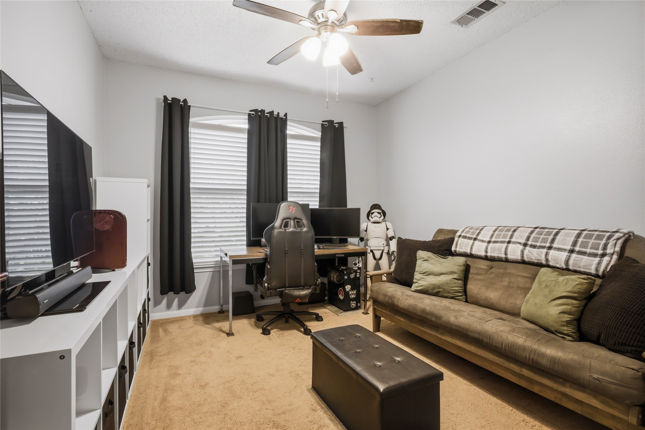 1277 Michael Avenue Lewisville TX 75077