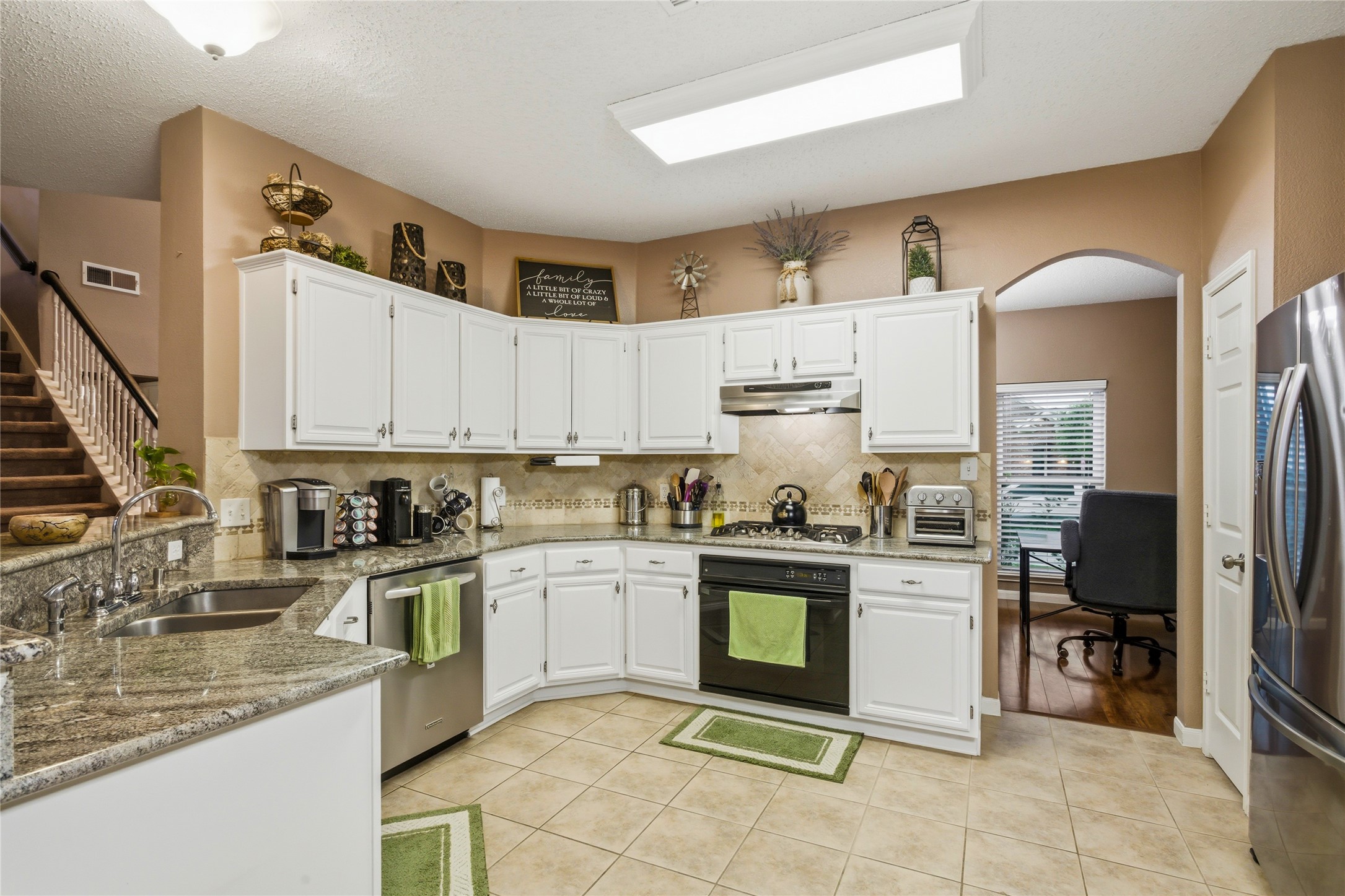 1277 Michael Avenue Lewisville TX 75077