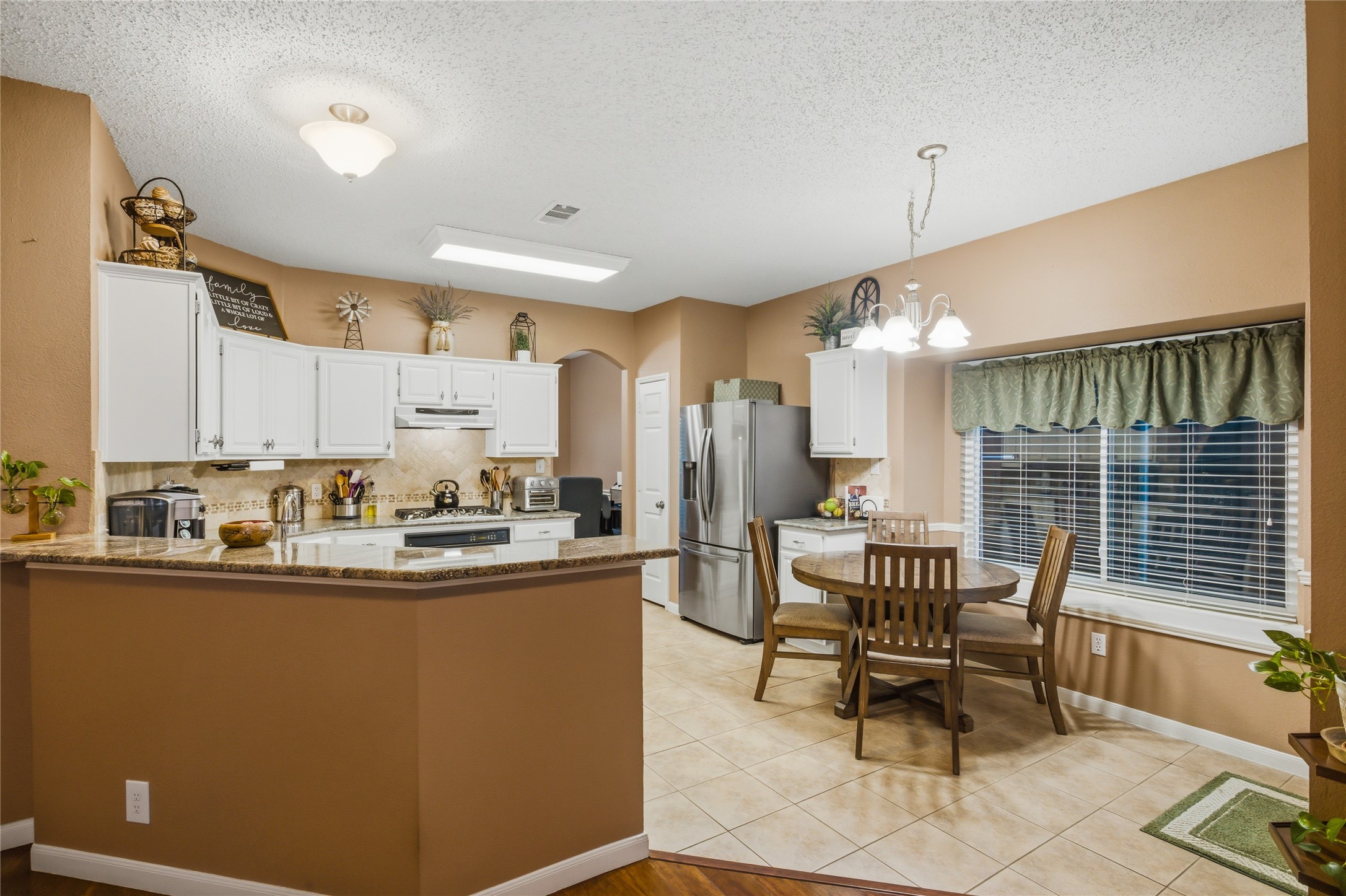 1277 Michael Avenue Lewisville TX 75077