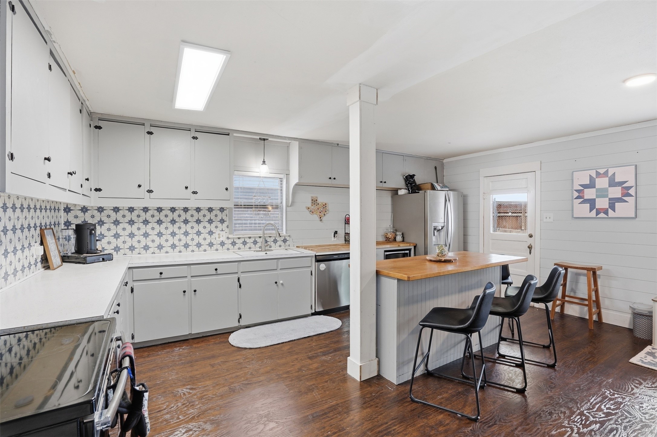 208 W Couts Street Weatherford TX 76086