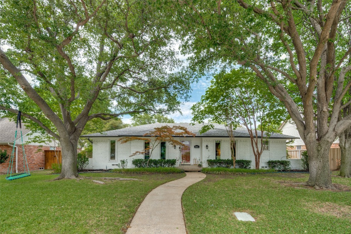 9411 Hunters Creek Drive Dallas TX 75243