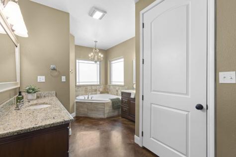 139 Saddlewood Waco TX 76705