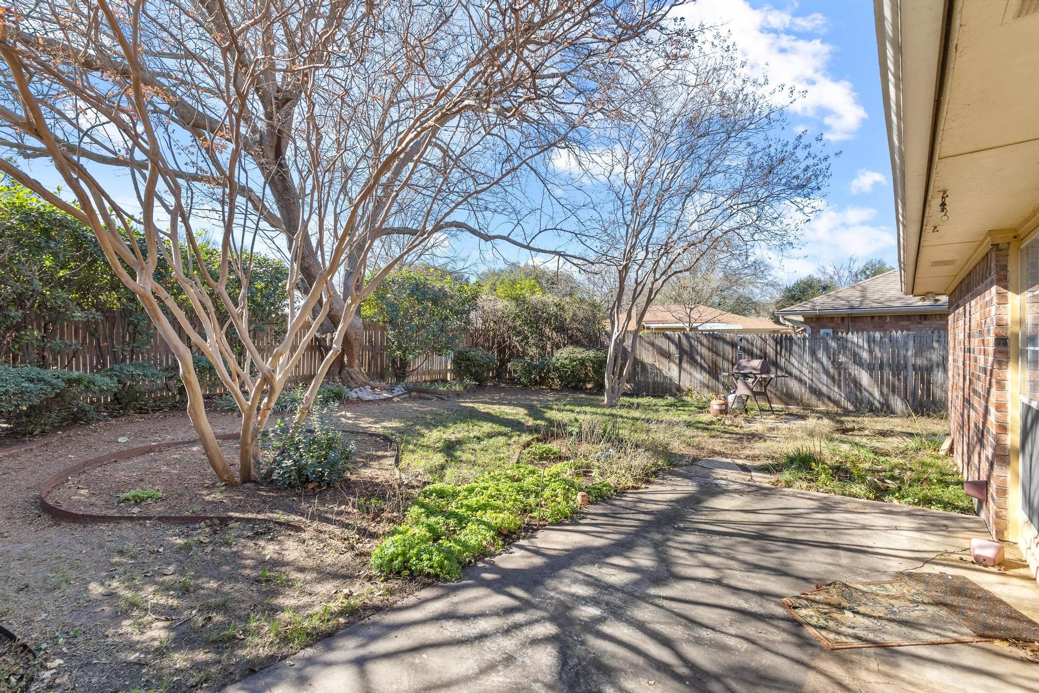 1534 Gunnison Trail Lewisville TX 75077