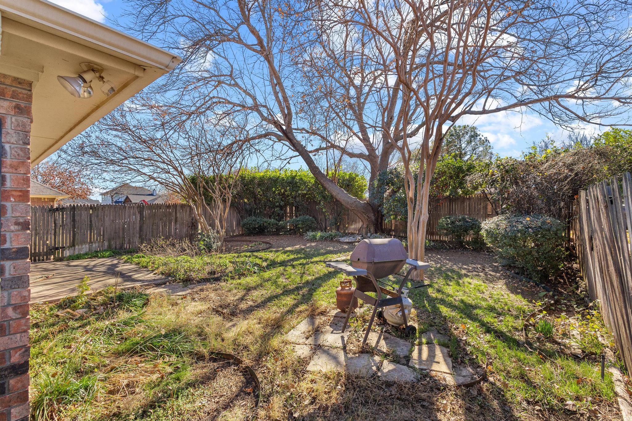 1534 Gunnison Trail Lewisville TX 75077