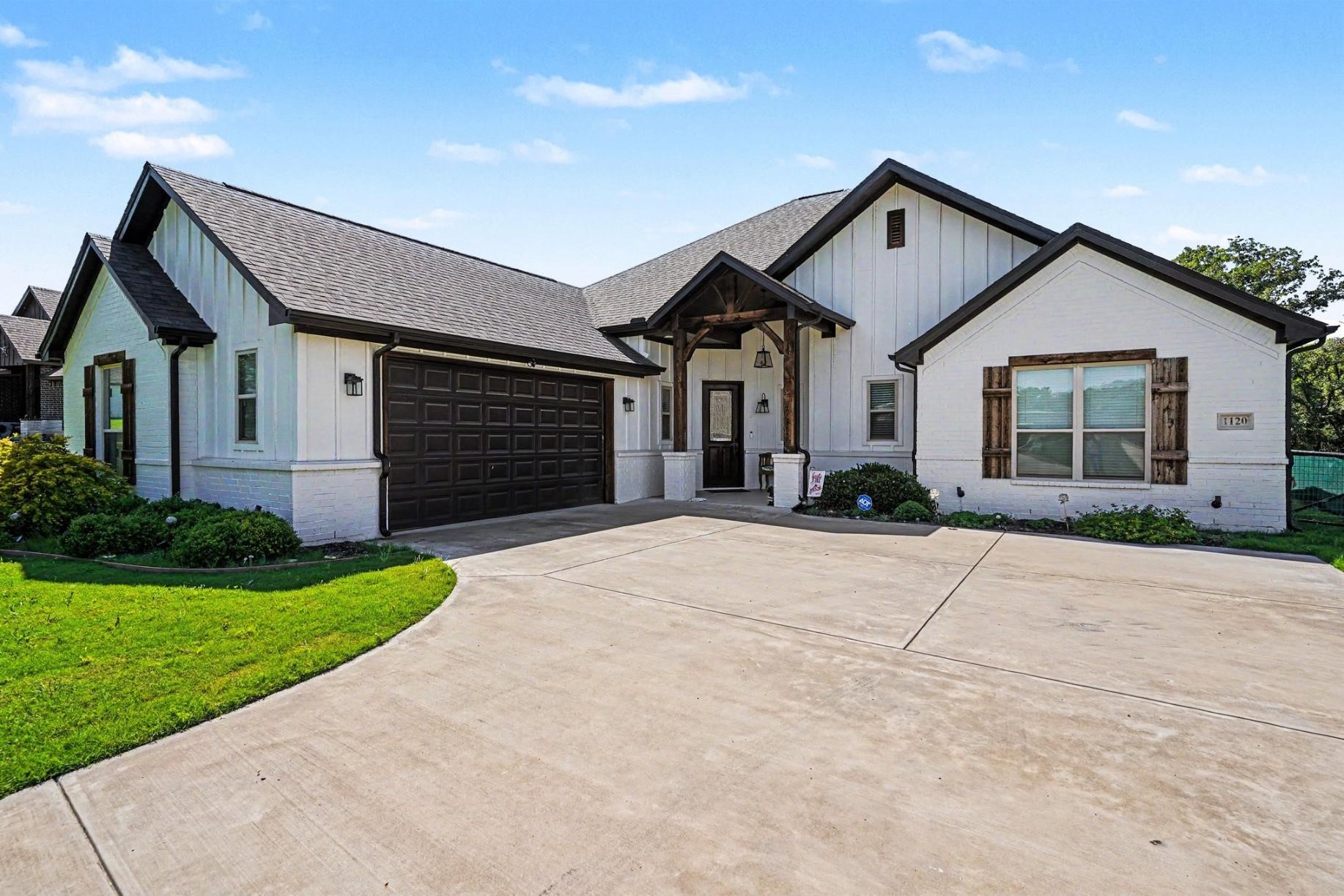 1120 Horizon Trace Drive Azle TX 76020