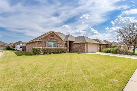 951 Redfish Drive Burleson TX 76028