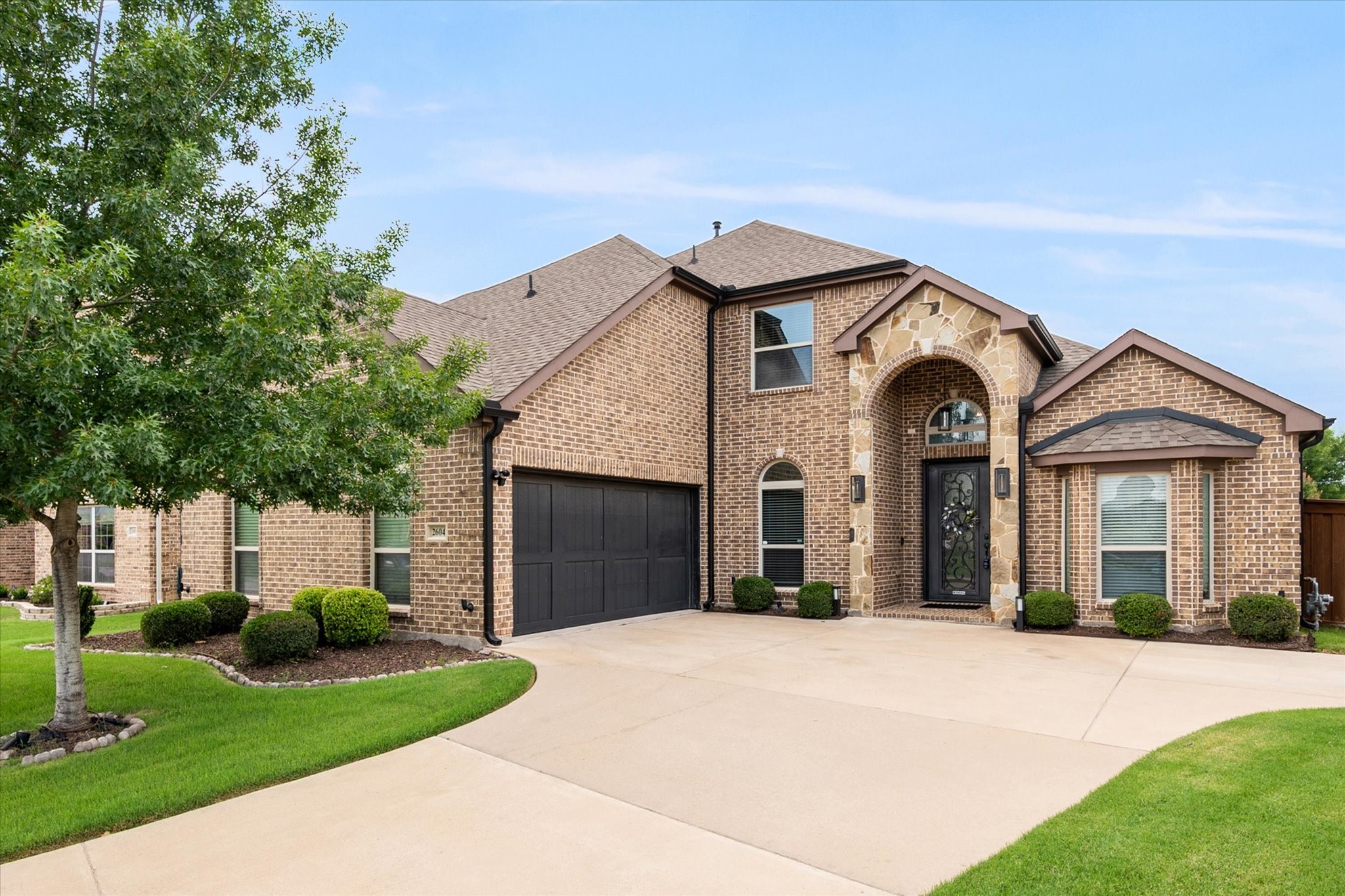 2604 Grand Colonial Street Grand Prairie TX 75054