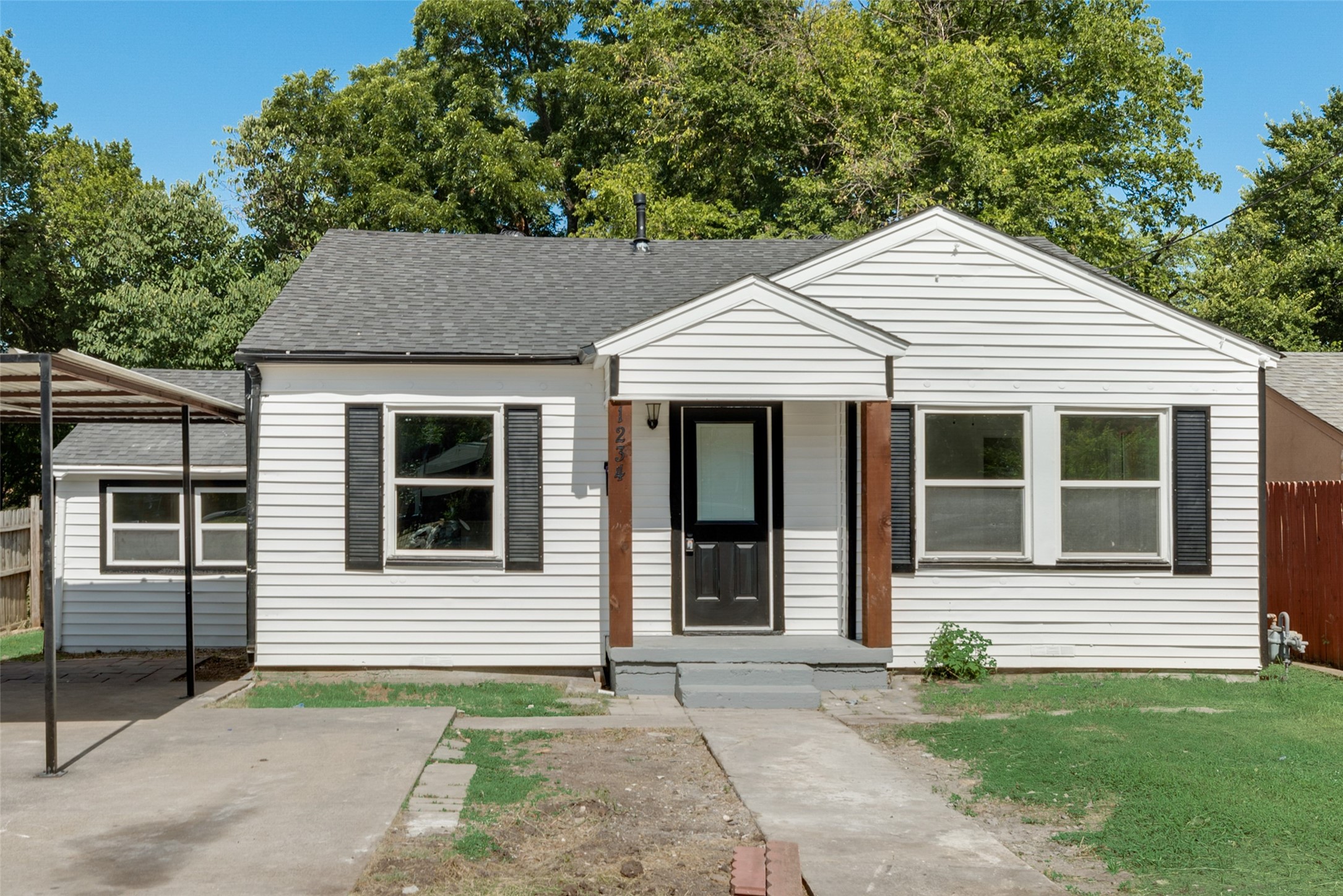 1234 Mclean Avenue Dallas TX 75211