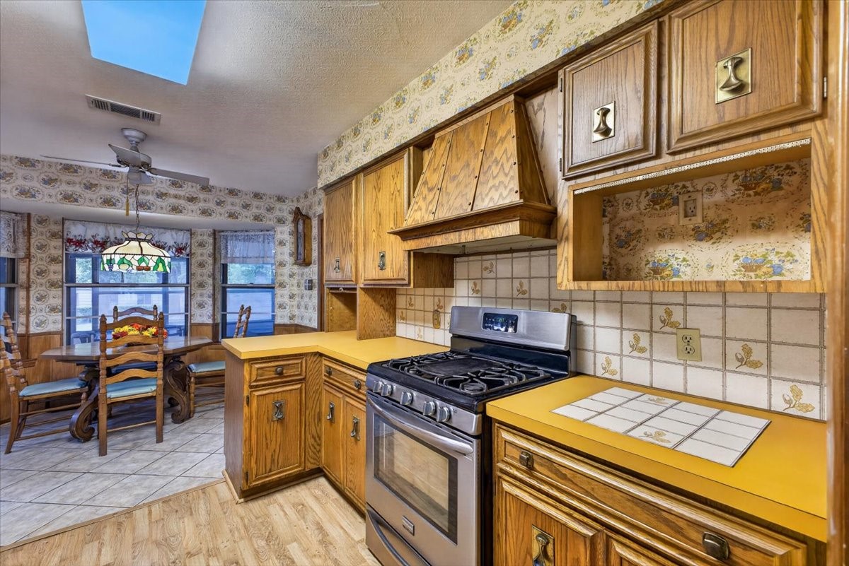 845 Wheelwood Drive Hurst TX 76053
