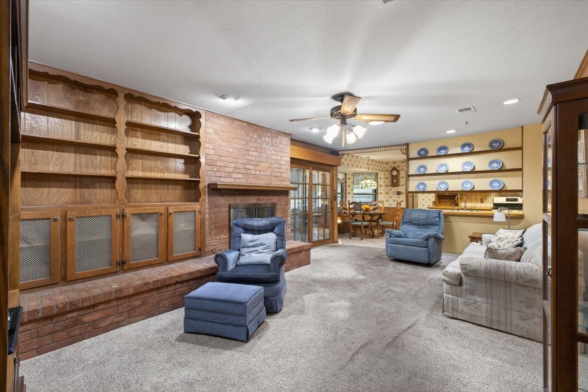 845 Wheelwood Drive Hurst TX 76053