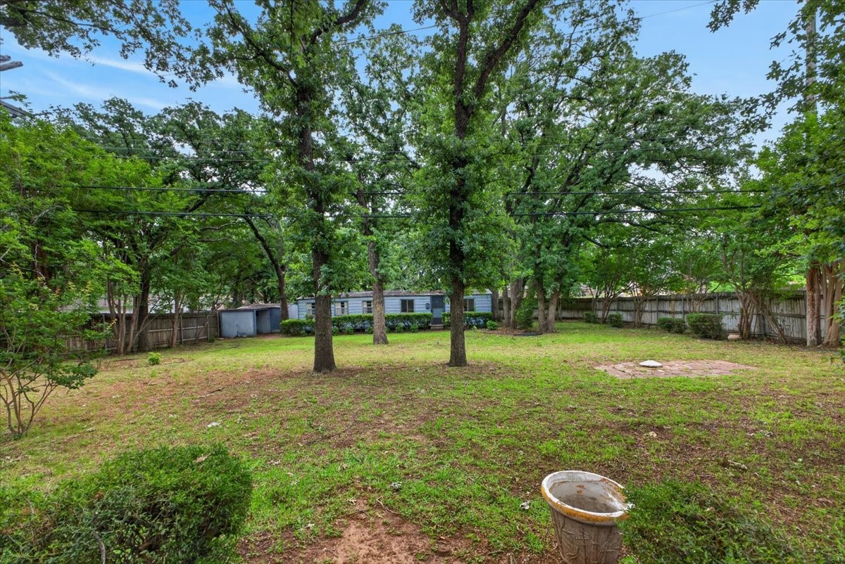 845 Wheelwood Drive Hurst TX 76053
