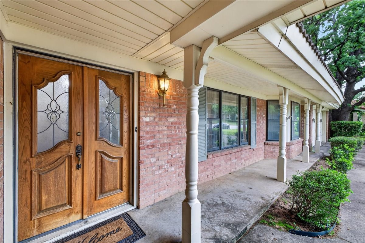 845 Wheelwood Drive Hurst TX 76053