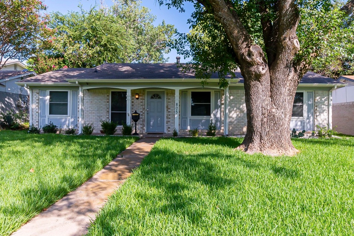 805 Longbeach Drive Garland TX 75043