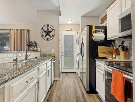 2705 Naples Drive Garland TX 75040