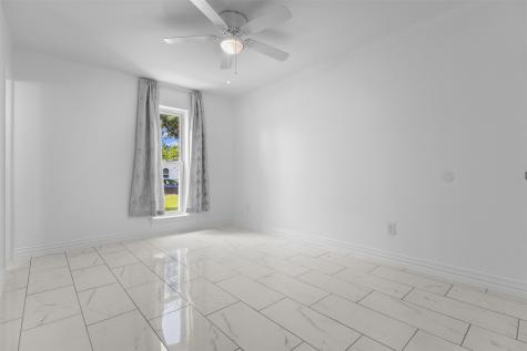 806 Longbeach Drive Garland TX 75043