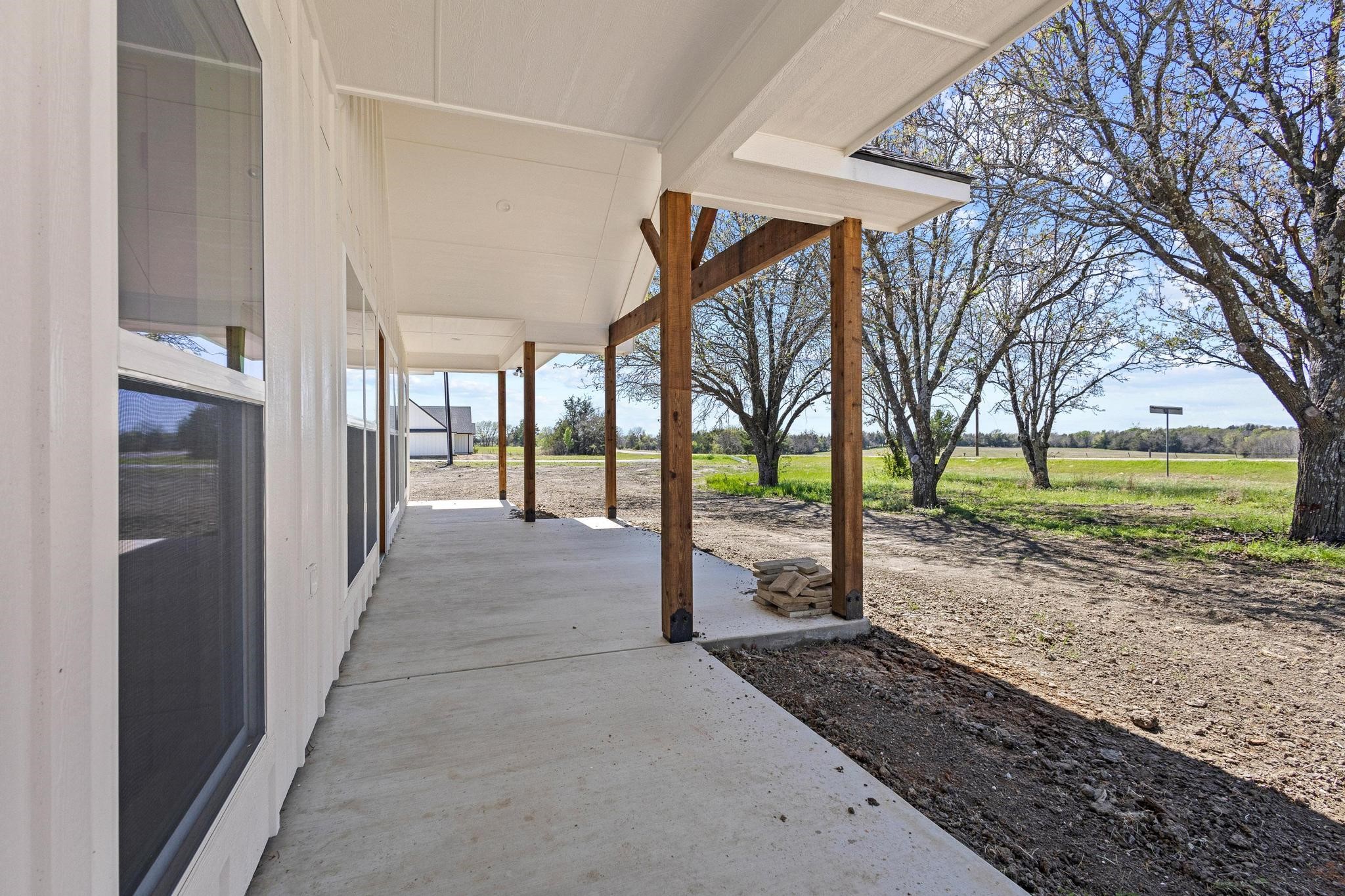 14419 Fm 1396 E Windom TX 75492