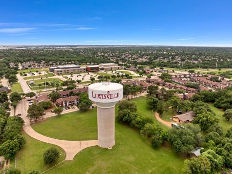 1125 Hillwood Drive Lewisville TX 75067