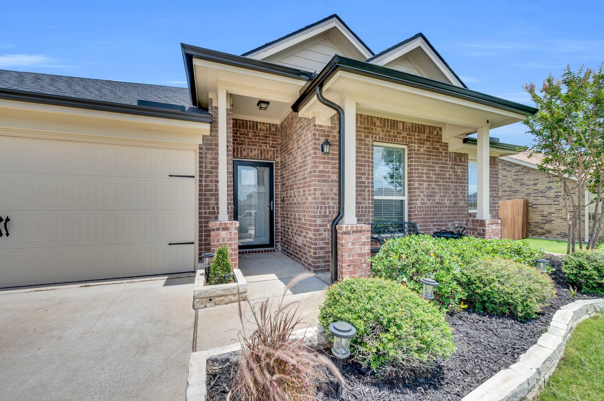 111 Broken Arrow Street Waxahachie TX 75165