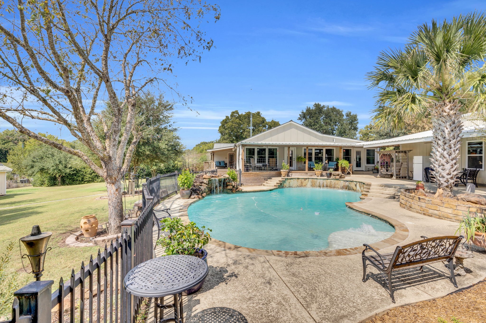 490 James Road Ferris TX 75125