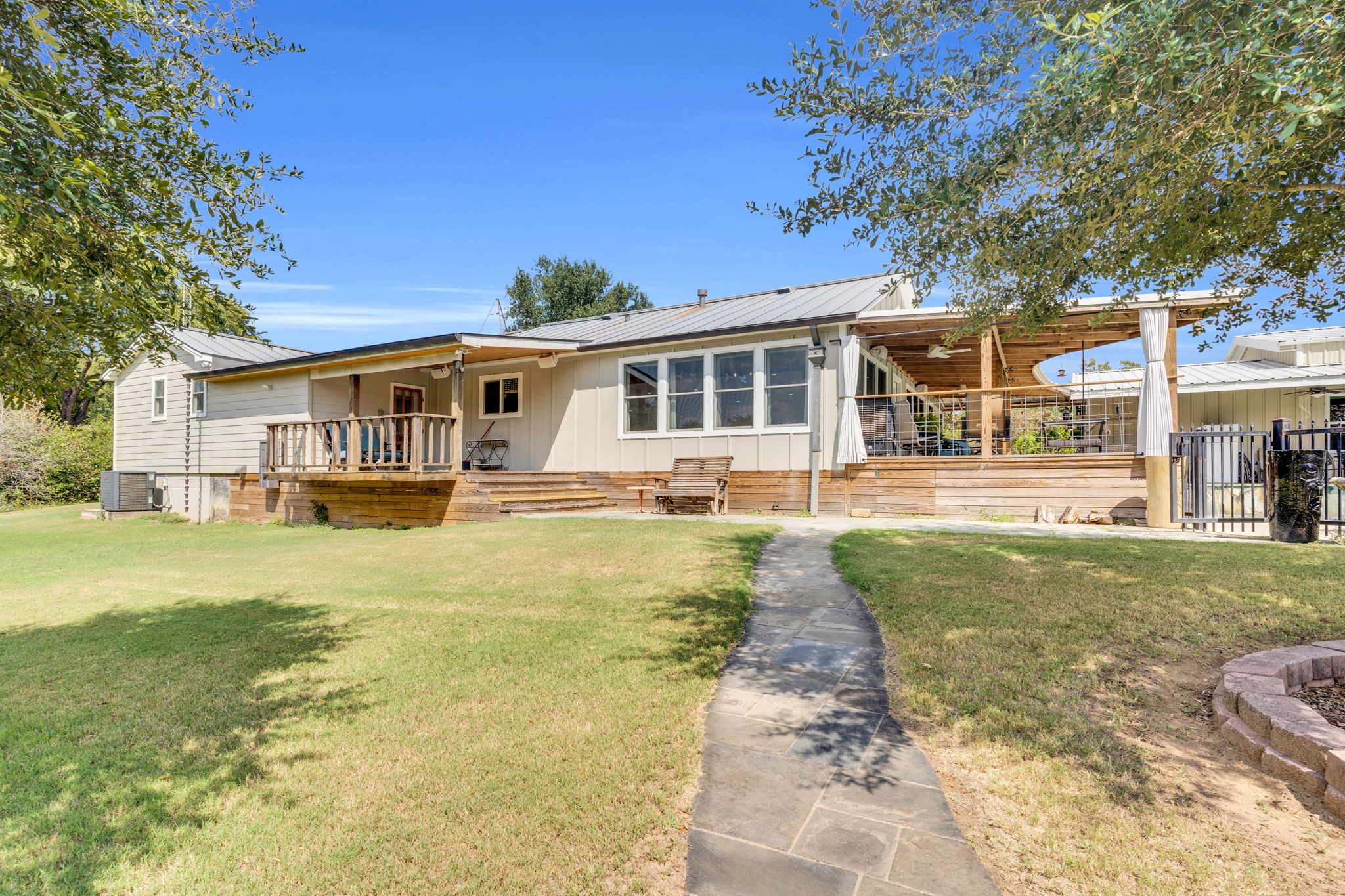 490 James Road Ferris TX 75125