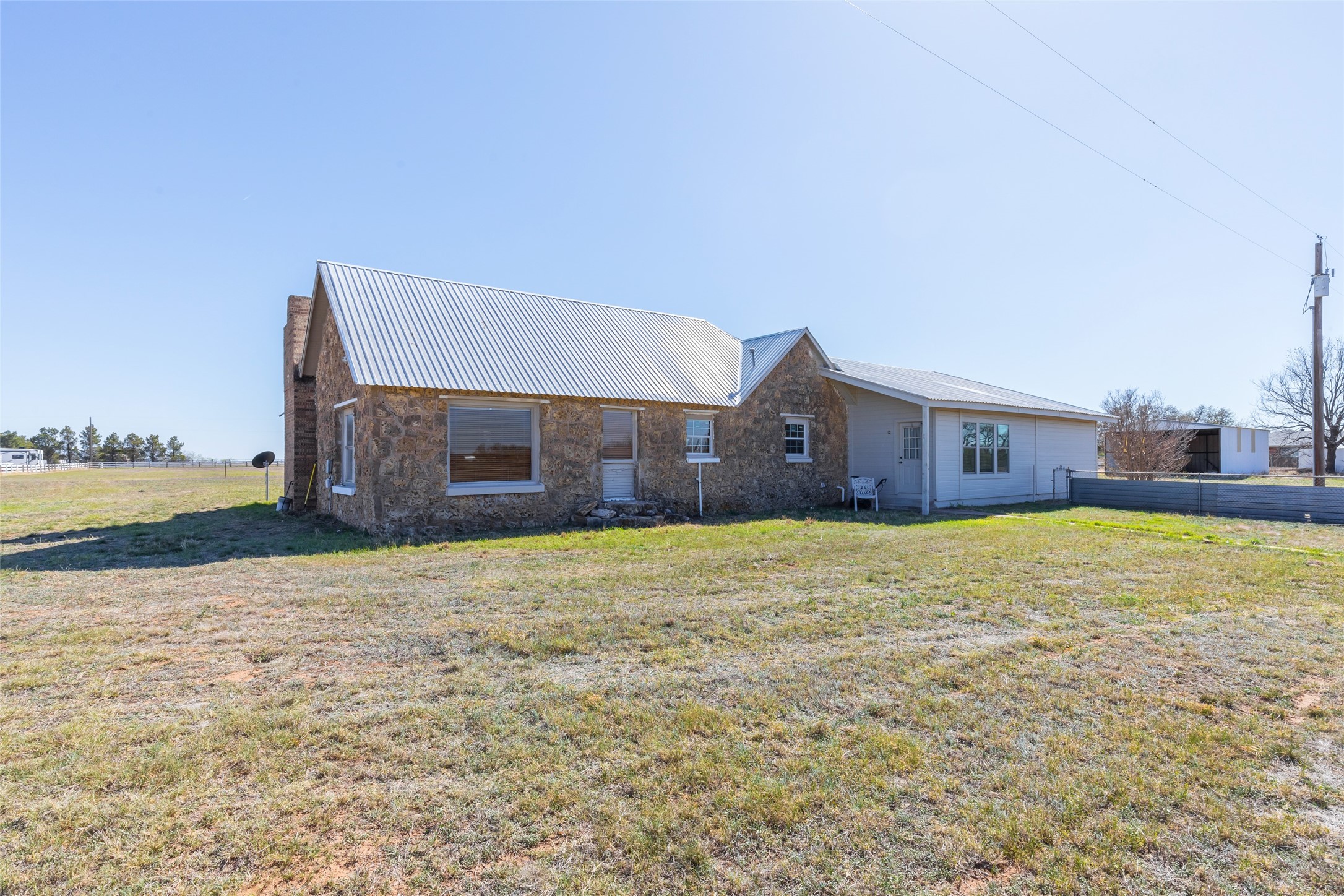 1450 Farm Road 605 Hawley TX 79525