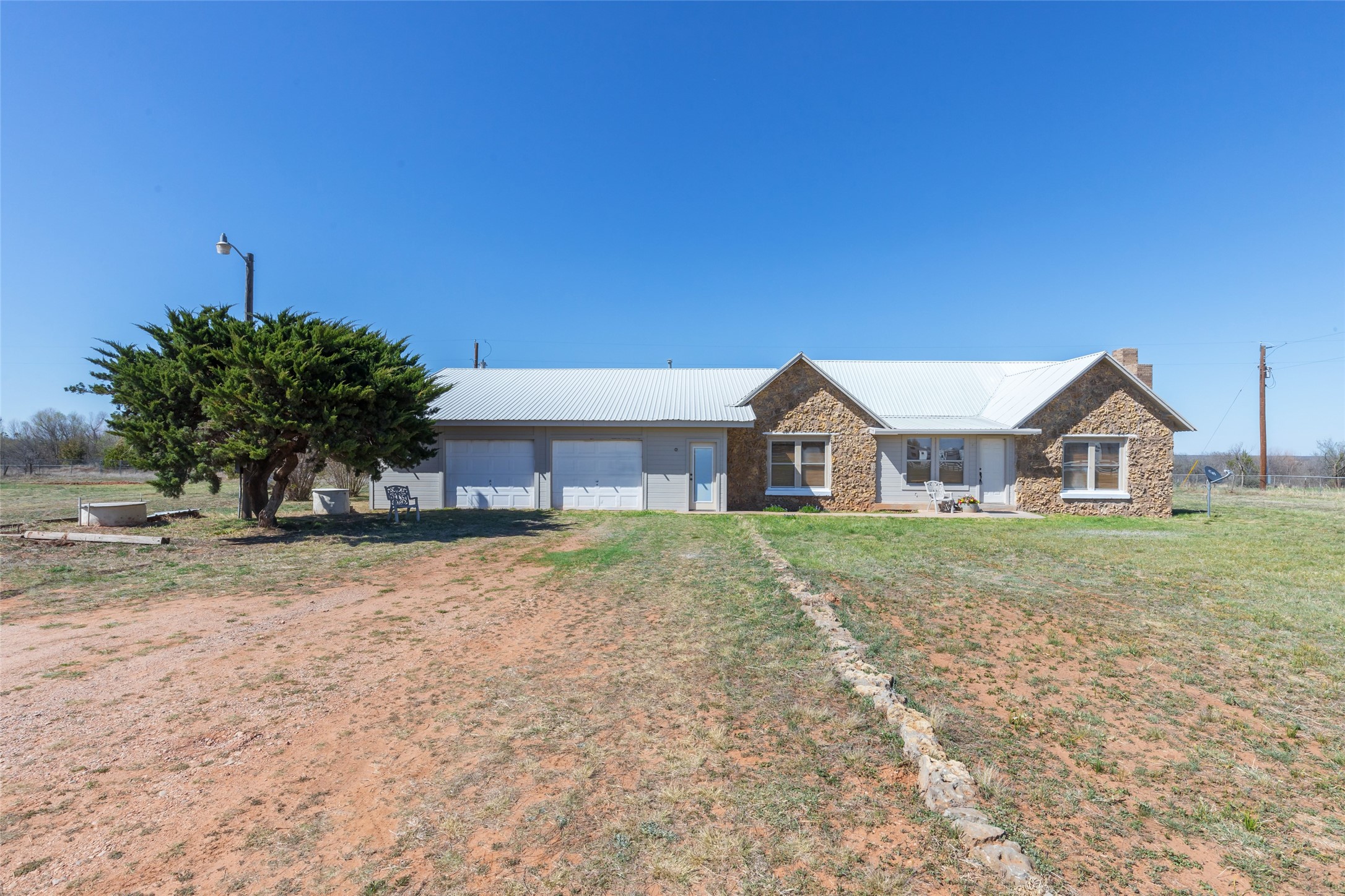 1450 Farm Road 605 Hawley TX 79525