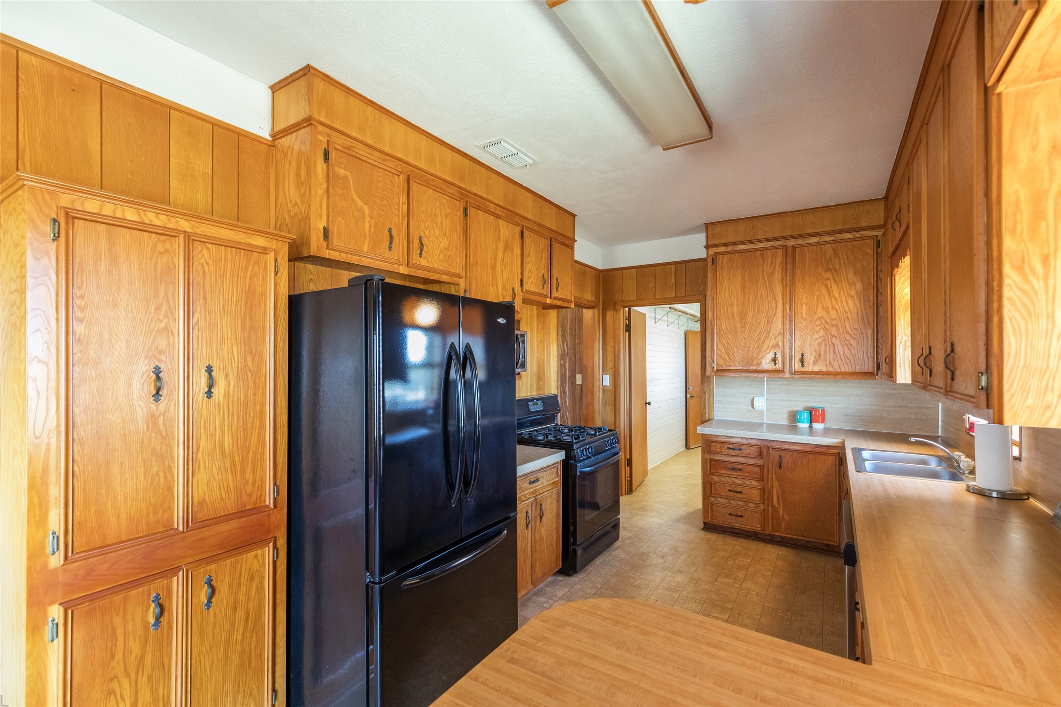 1450 Farm Road 605 Hawley TX 79525