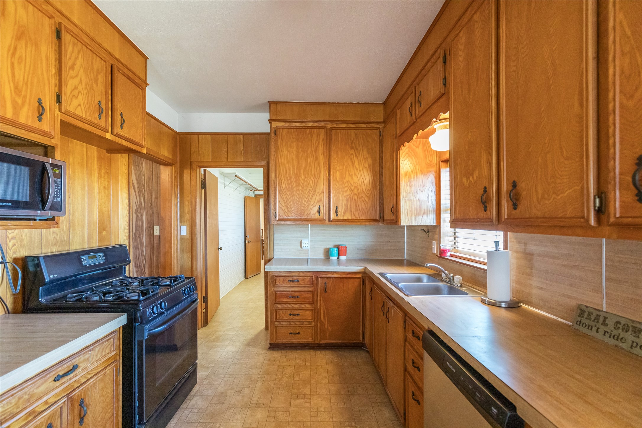 1450 Farm Road 605 Hawley TX 79525
