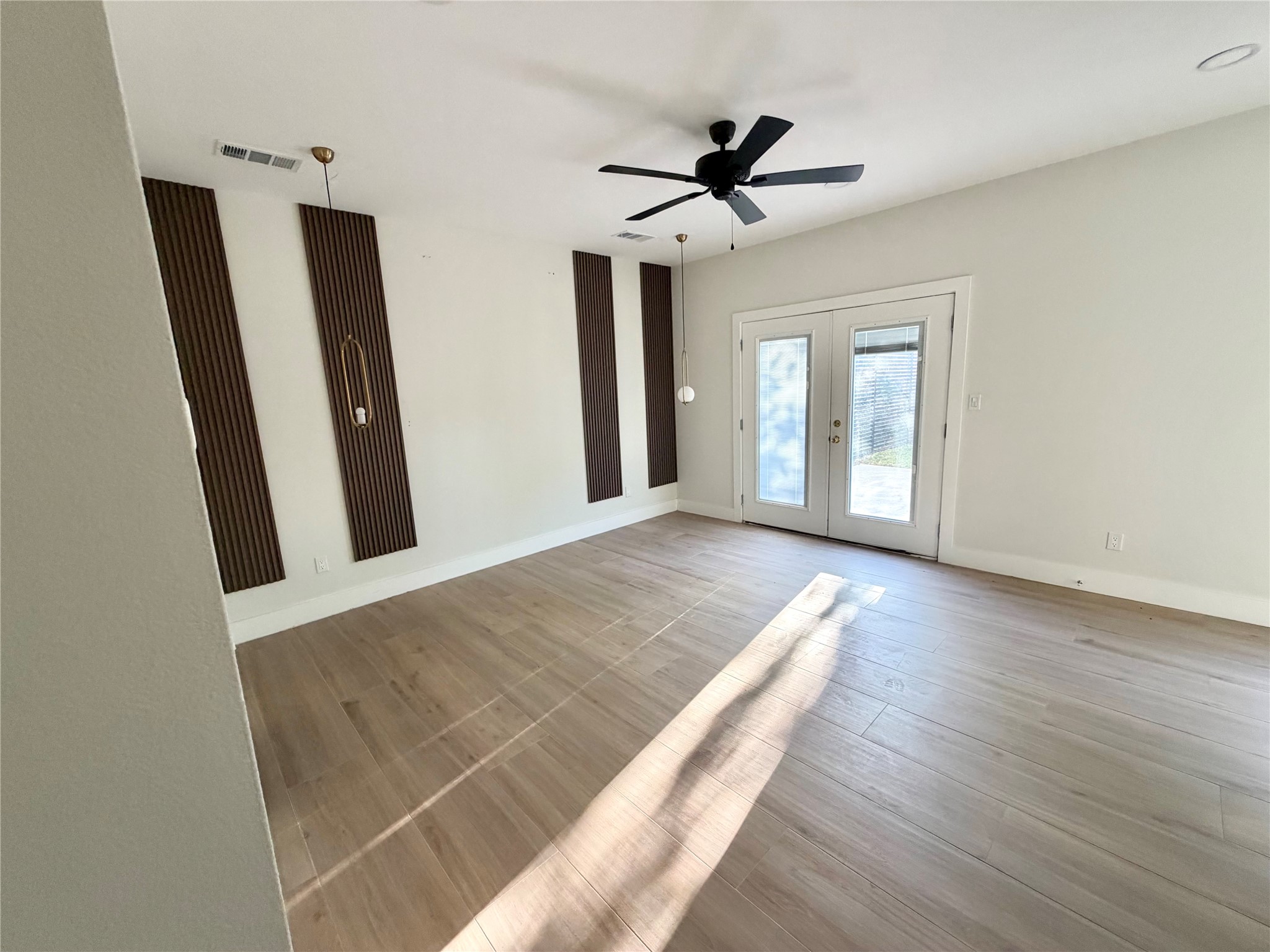 2419 Crossman Avenue Dallas TX 75212