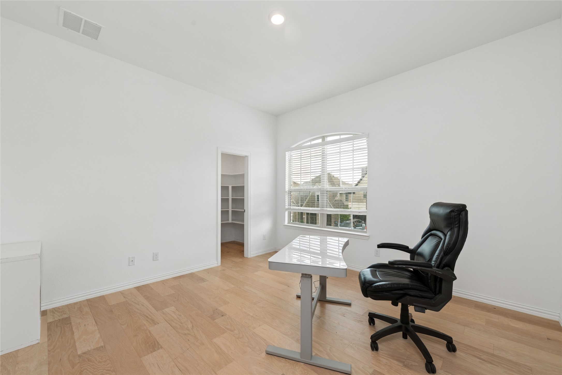 8227 Vitex Avenue Dallas TX 75252