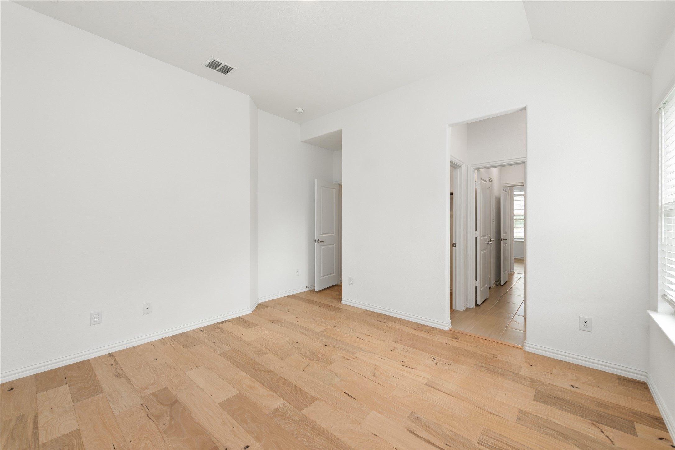 8227 Vitex Avenue Dallas TX 75252