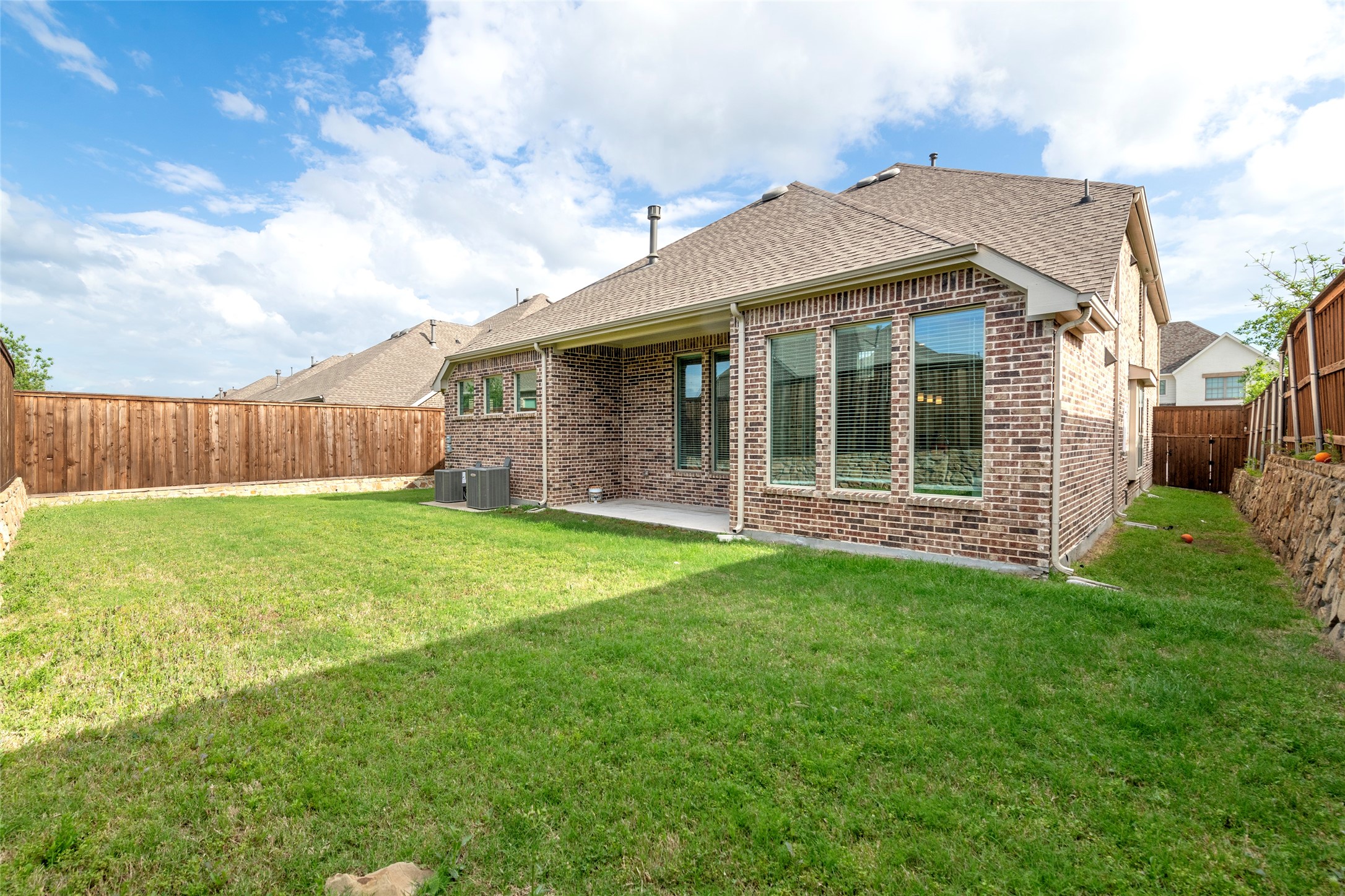8227 Vitex Avenue Dallas TX 75252