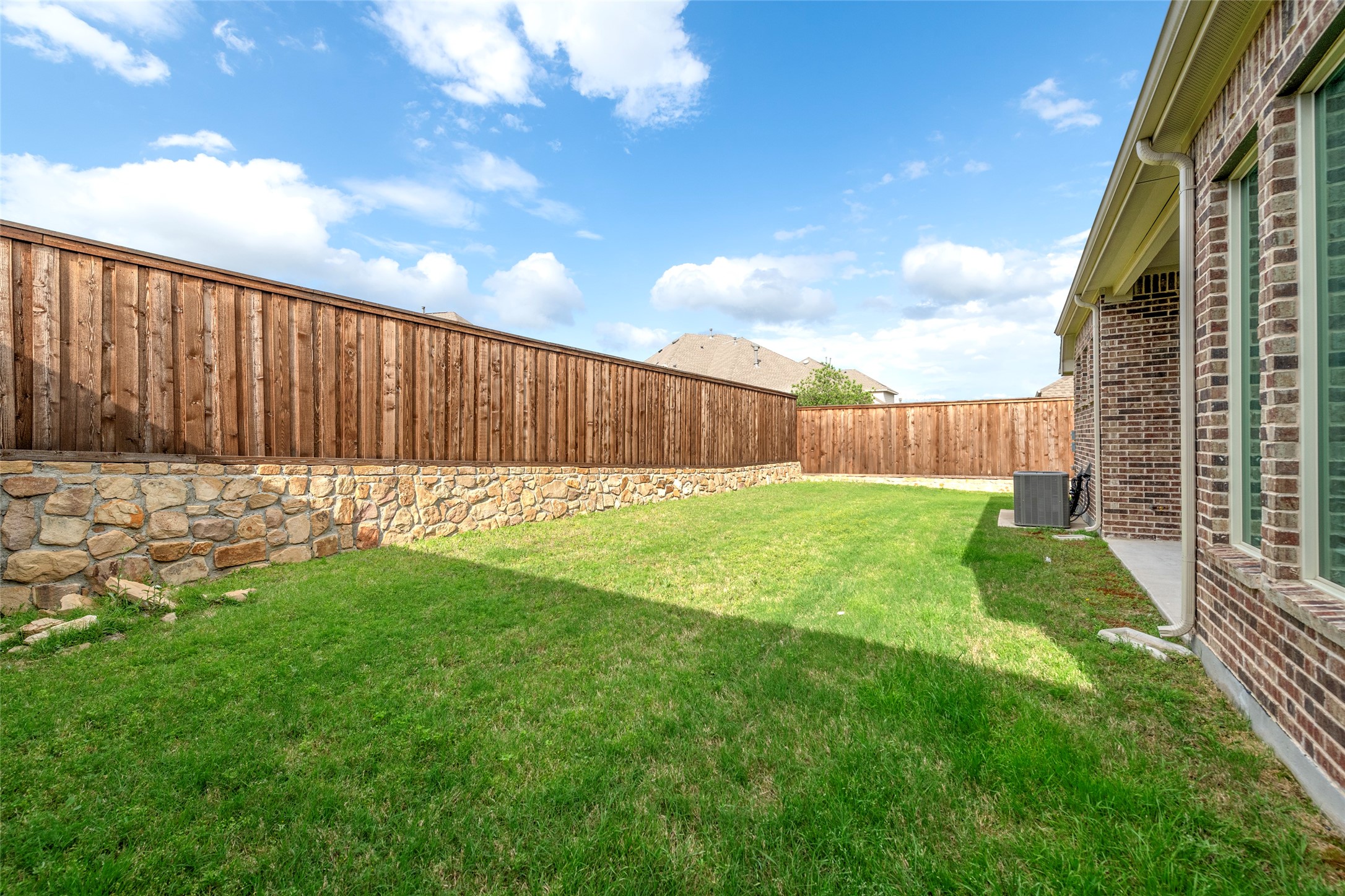 8227 Vitex Avenue Dallas TX 75252