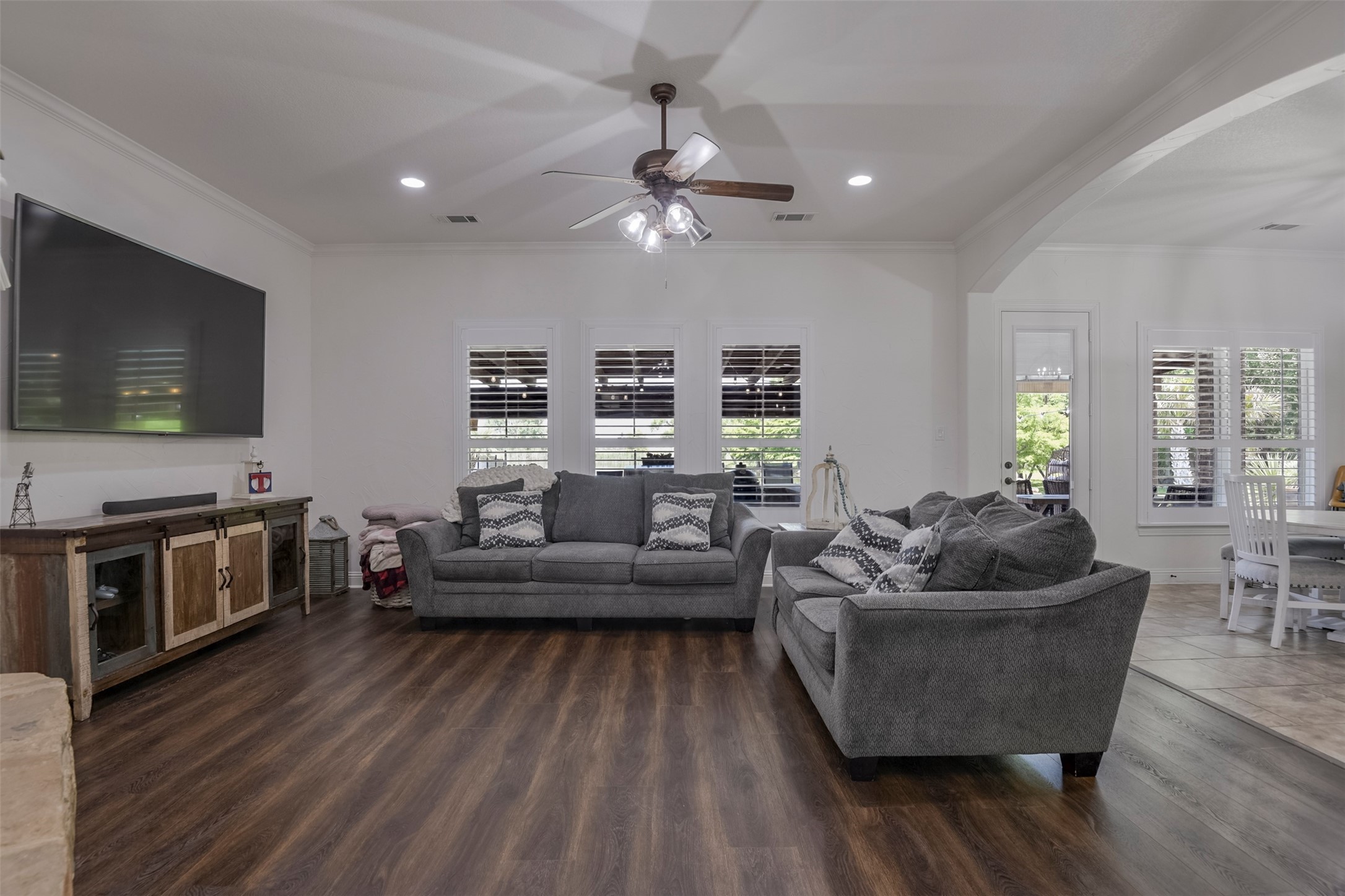 115 Odonna Drive Waxahachie TX 75165