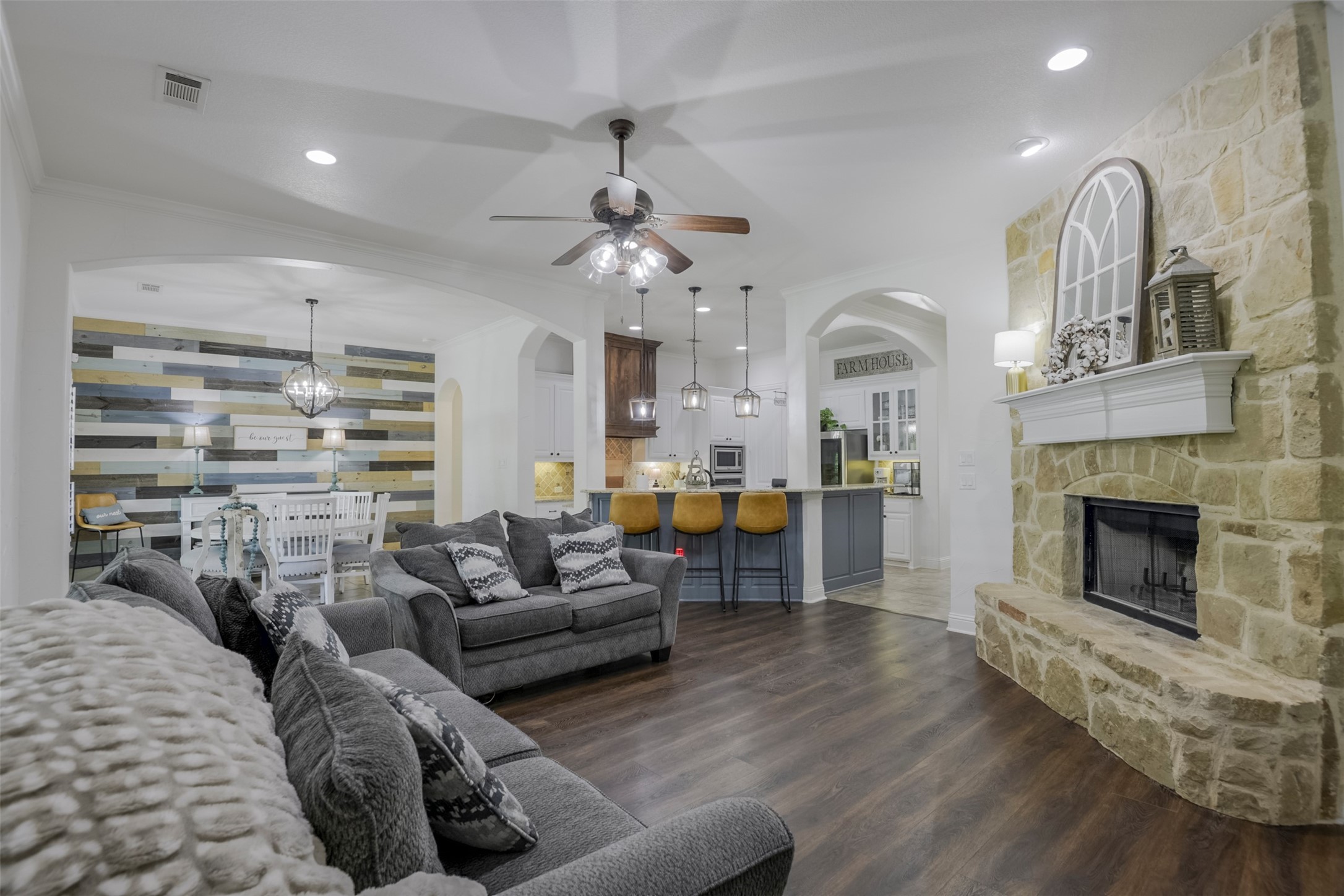 115 Odonna Drive Waxahachie TX 75165