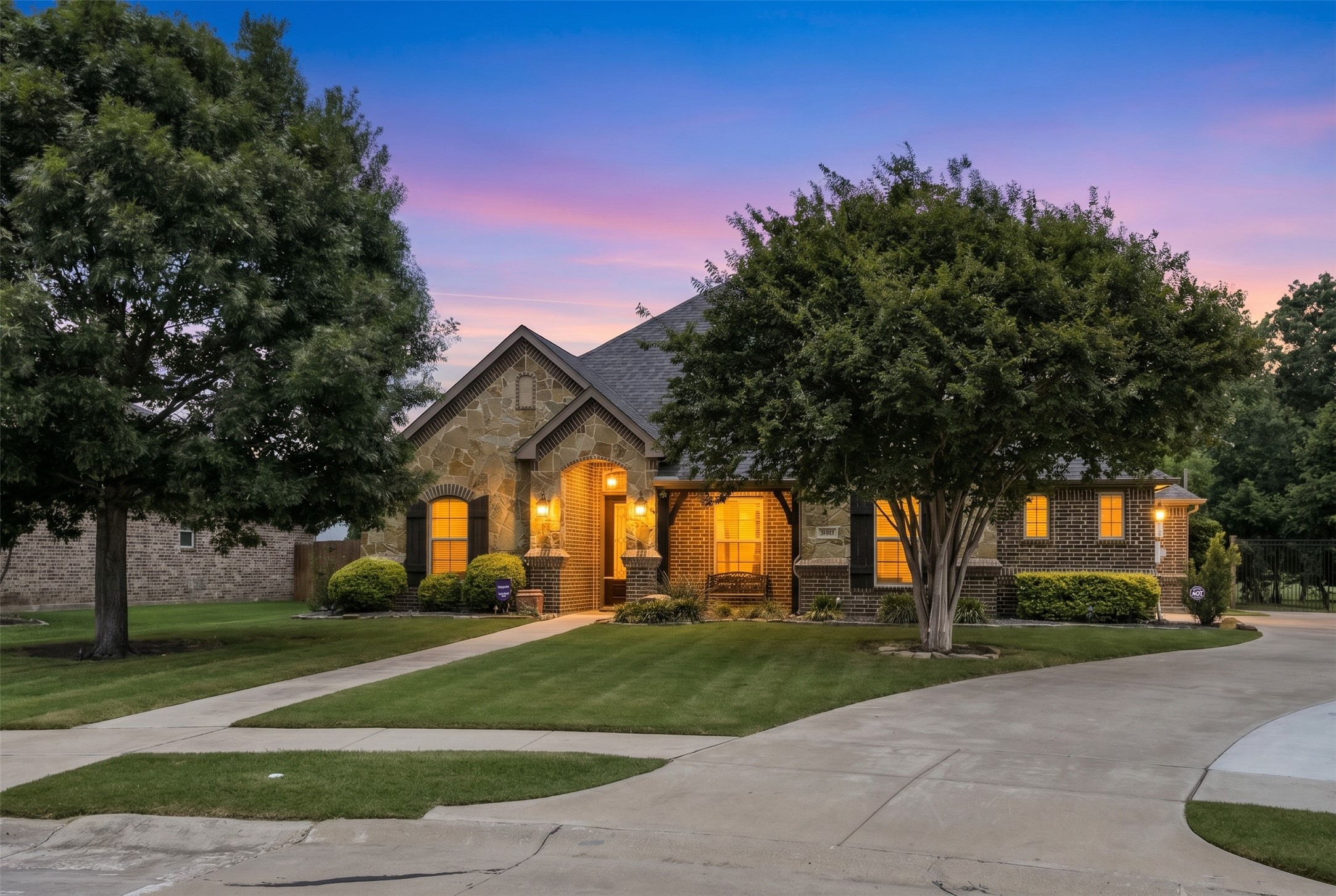115 Odonna Drive Waxahachie TX 75165