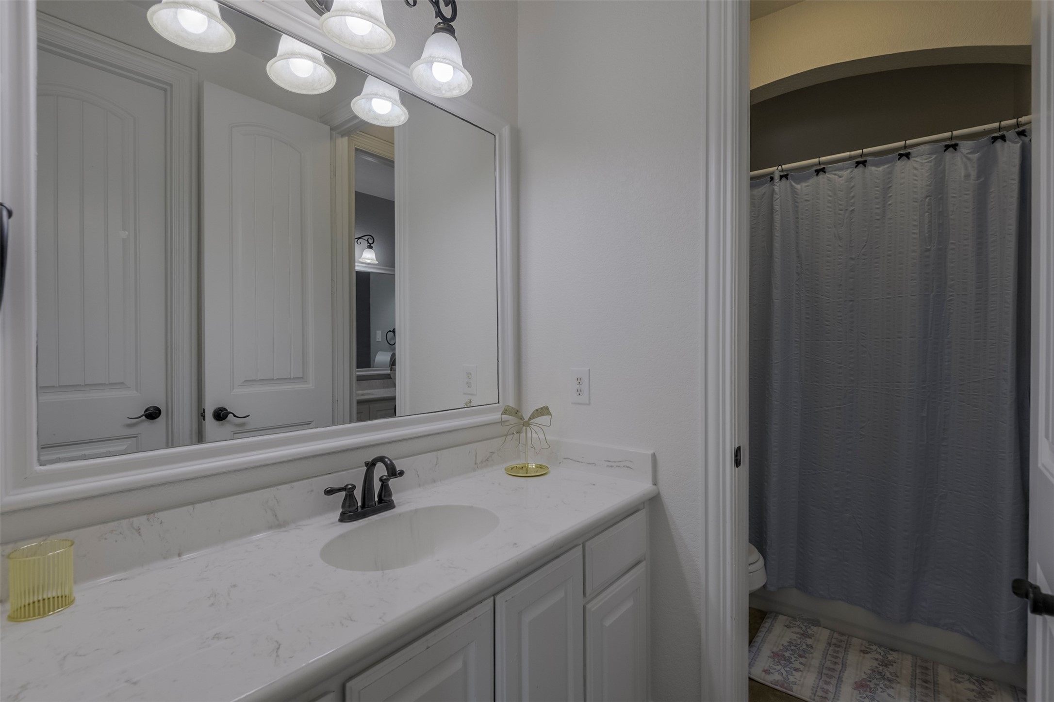 115 Odonna Drive Waxahachie TX 75165