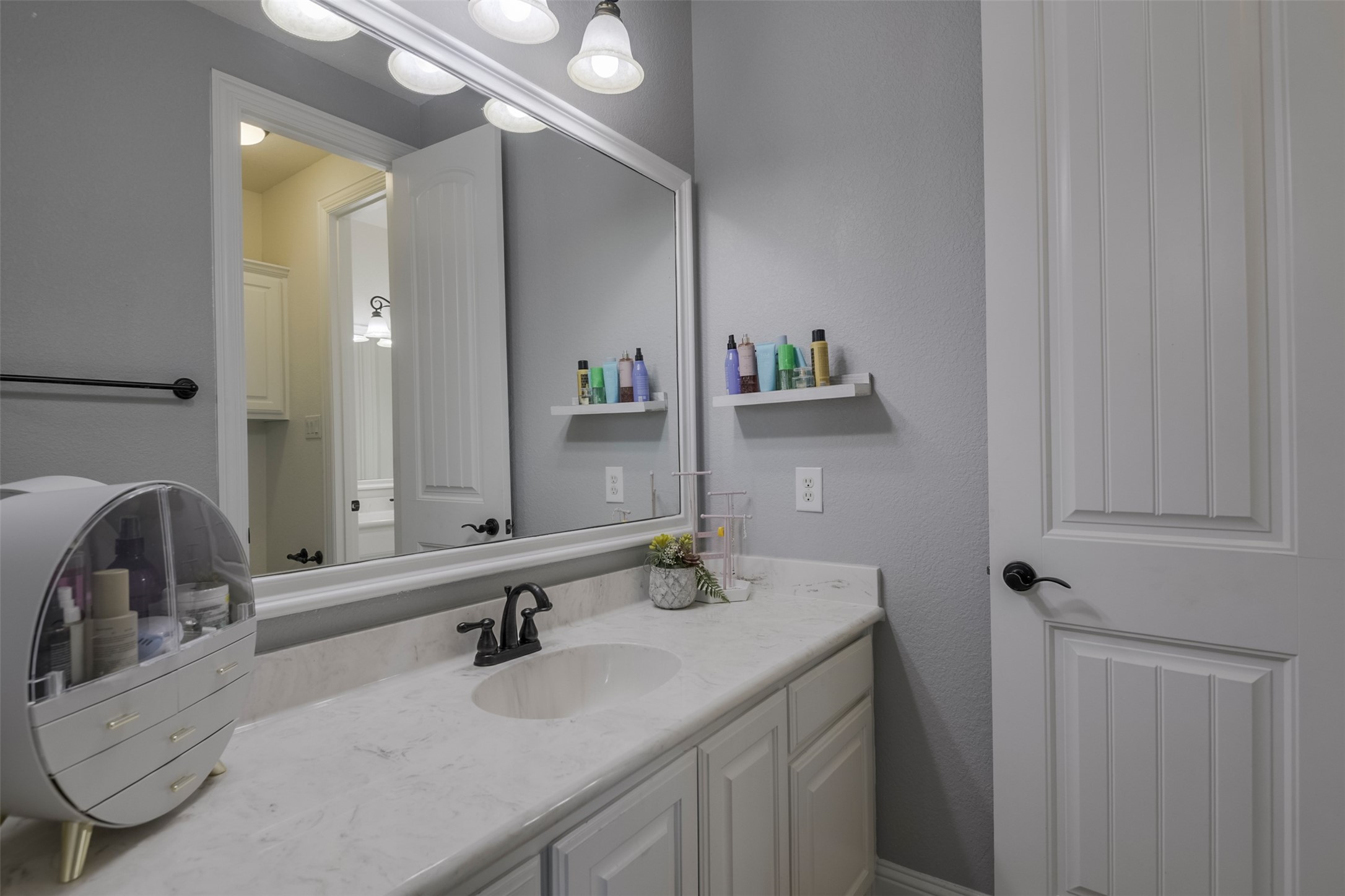 115 Odonna Drive Waxahachie TX 75165