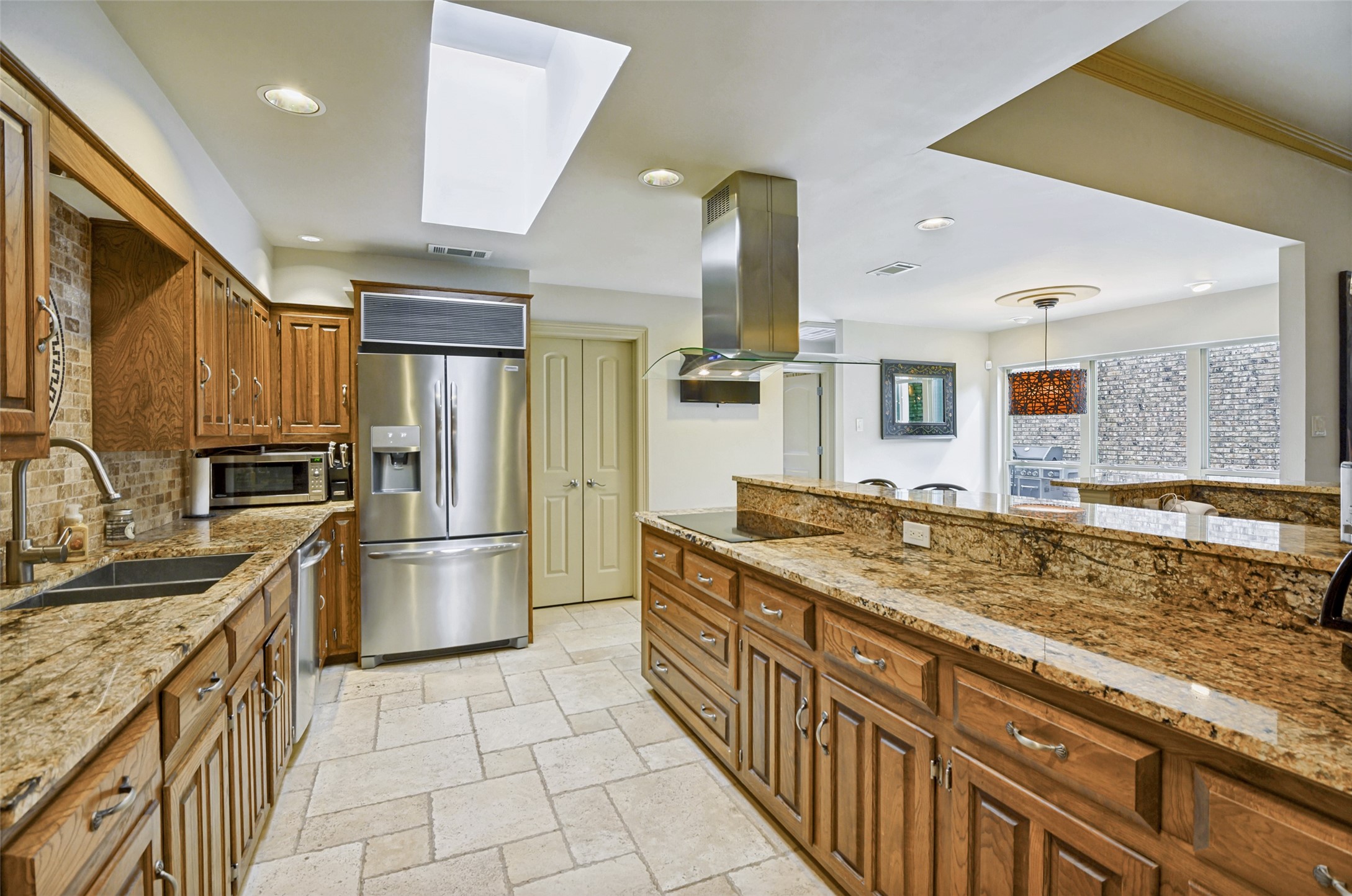 1632 Banbury Lane Carrollton TX 75006