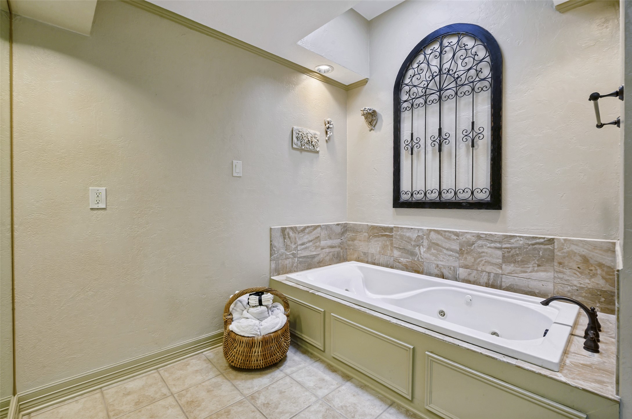 1632 Banbury Lane Carrollton TX 75006