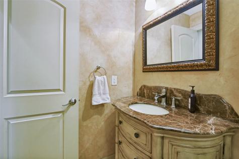 1632 Banbury Lane Carrollton TX 75006